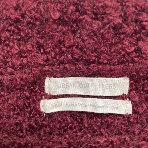 Urban Outfitters Knit Cropped Sweater - Picture 2 of 2